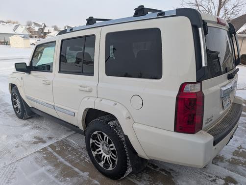 2010 Jeep Commander Limited
