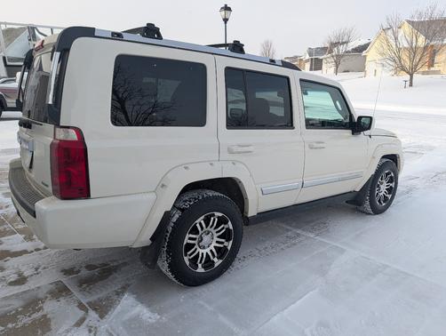 2010 Jeep Commander Limited