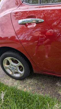 Red 2012 Nissan Leaf SL