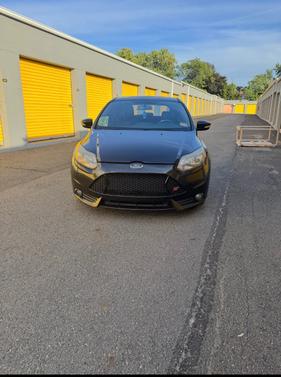 Black 2013 Ford Focus ST Base