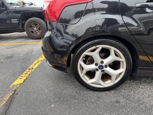 Black 2013 Ford Focus ST Base