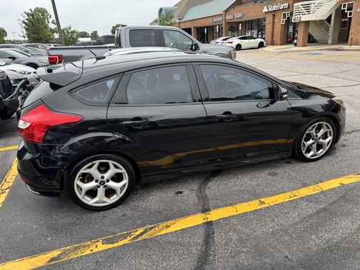 Black 2013 Ford Focus ST Base