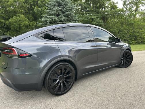 2022 Tesla Model X Plaid