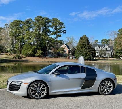 2012 Audi R8 5.2 quattro