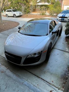 2012 Audi R8 5.2 quattro