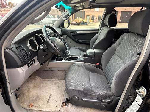 2003 Toyota 4Runner SR5