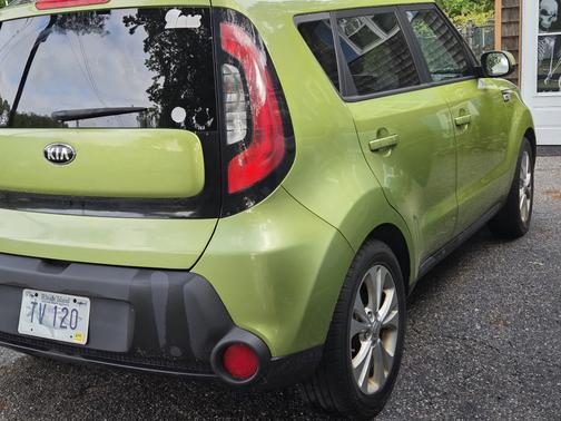 2015 Kia Soul +