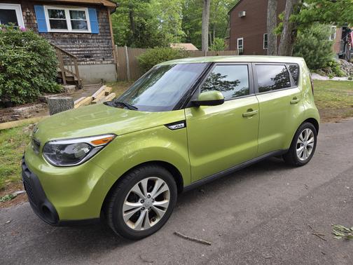 2015 Kia Soul +