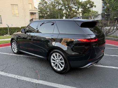 2023 Land Rover Range Rover Sport P360 SE