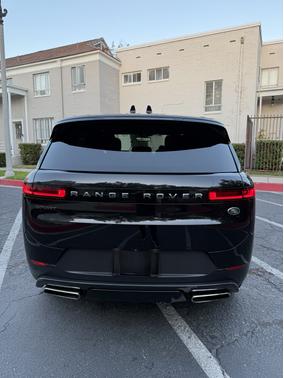 2023 Land Rover Range Rover Sport P360 SE