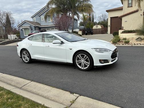 2014 Tesla Model S 60