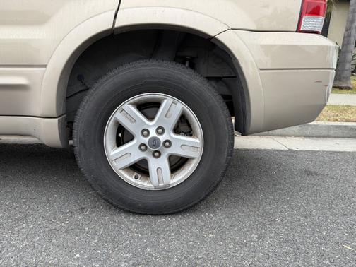2007 Ford Escape Hybrid Base