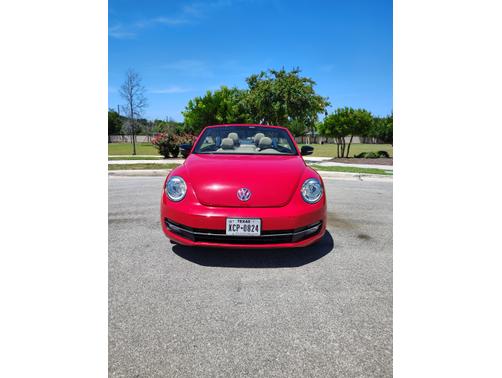 2013 Volkswagen Beetle 2.0T