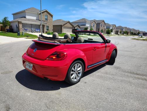 2013 Volkswagen Beetle 2.0T