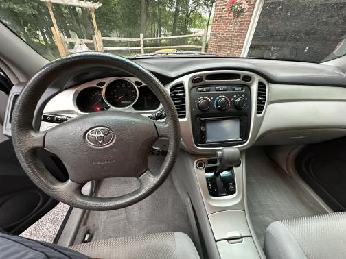 2004 Toyota Highlander Limited