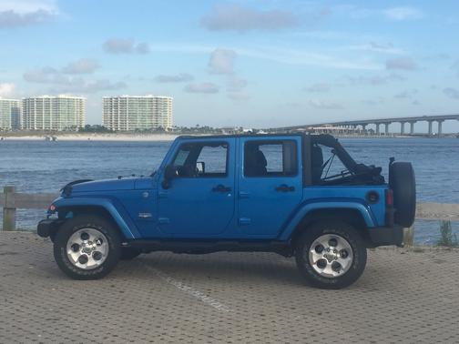 2015 Jeep Wrangler Unlimited Sahara