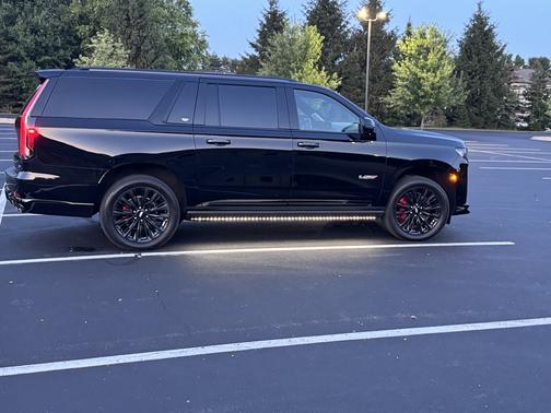 2024 Cadillac Escalade ESV V-Series