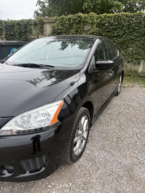 Black 2014 Nissan Sentra SR