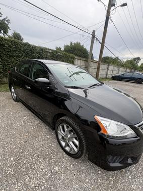 Black 2014 Nissan Sentra SR