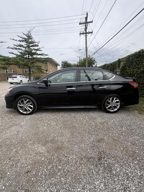 Black 2014 Nissan Sentra SR
