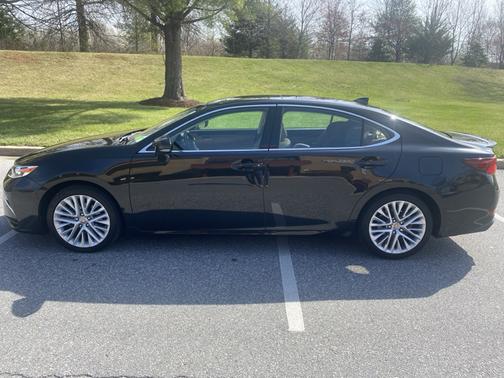 2018 Lexus ES 350 Base