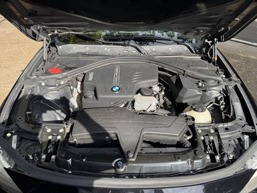 Black 2014 BMW 320 i xDrive