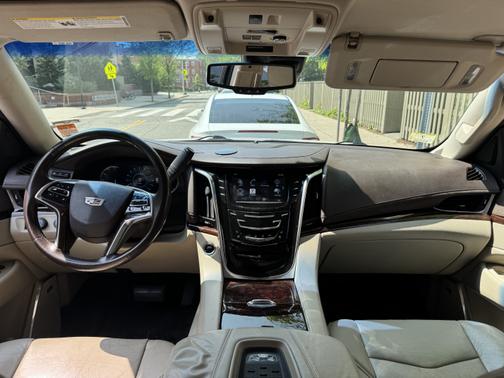 2016 Cadillac Escalade ESV Premium
