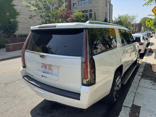 2016 Cadillac Escalade ESV Premium