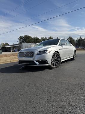2017 Lincoln Continental Reserve