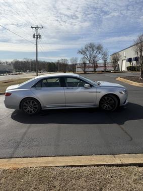 2017 Lincoln Continental Reserve