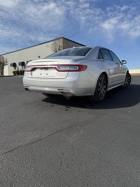 2017 Lincoln Continental Reserve