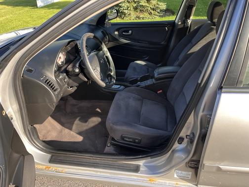 2003 Nissan Maxima SE