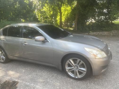 2008 INFINITI G35 x