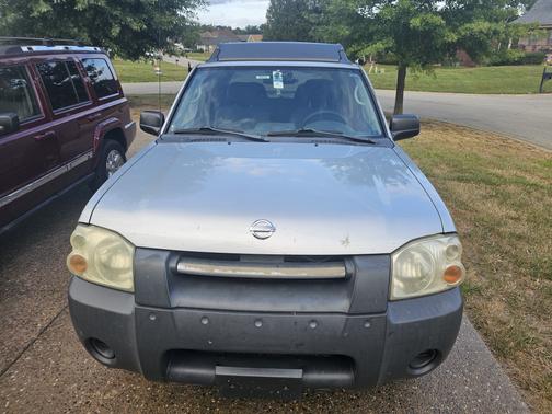 2002 Nissan Frontier XE Crew Cab