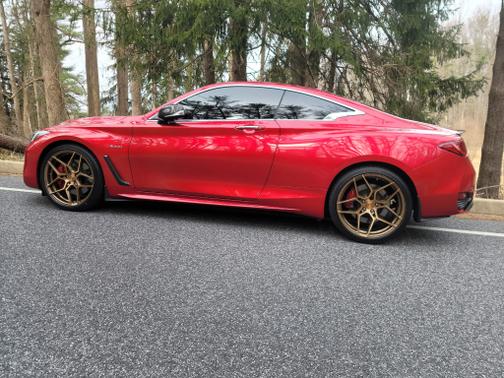 2017 INFINITI Q60 3.0t Red Sport 400