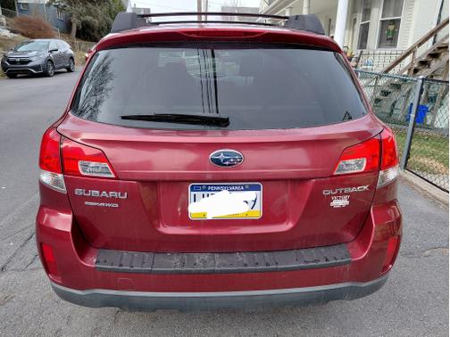 Red 2013 Subaru Outback 2.5i Premium