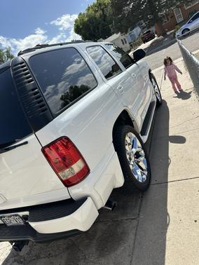 White 2006 GMC Yukon Denali