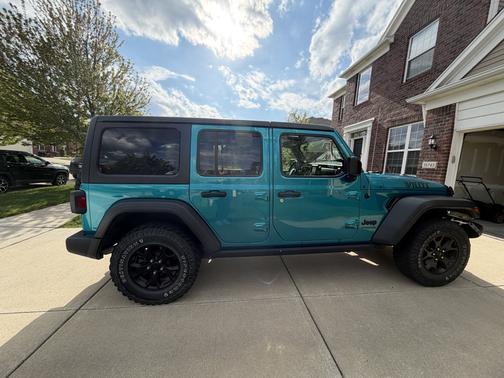 Blue 2020 Jeep Wrangler Unlimited Sport