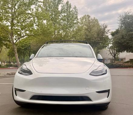 White 2021 Tesla Model Y Long Range