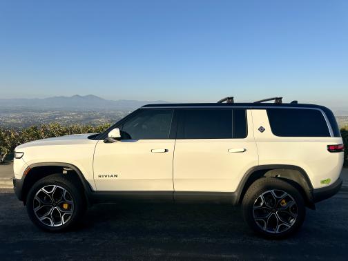 2022 Rivian R1S Launch Edition