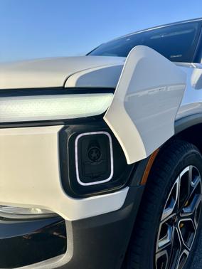 2022 Rivian R1S Launch Edition