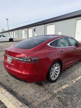 Red 2018 Tesla Model S 75D
