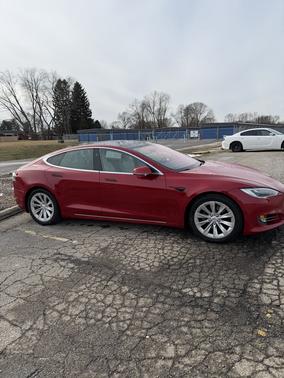 Red 2018 Tesla Model S 75D