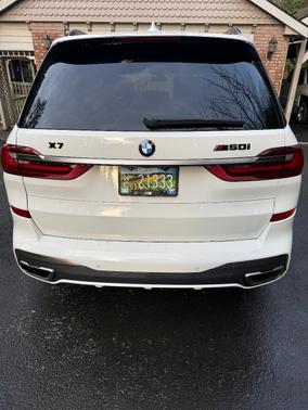 2022 BMW X7 M50i
