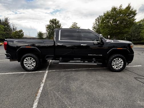 2020 GMC Sierra 2500 Denali