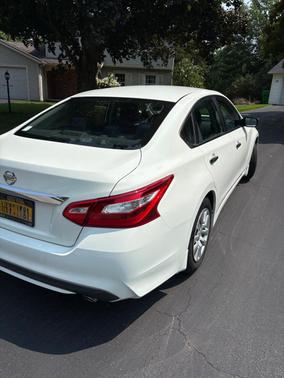 White 2017 Nissan Altima 2.5 S