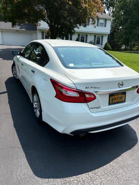 White 2017 Nissan Altima 2.5 S