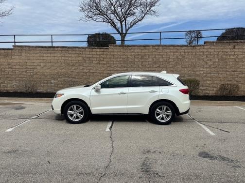 White 2015 Acura RDX Technology Package