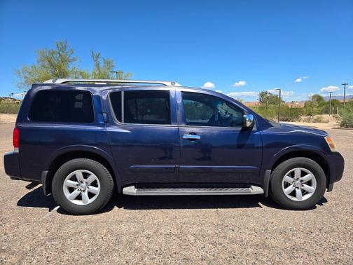 2010 Nissan Armada SE