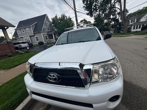 White 2011 Toyota Tacoma Access Cab